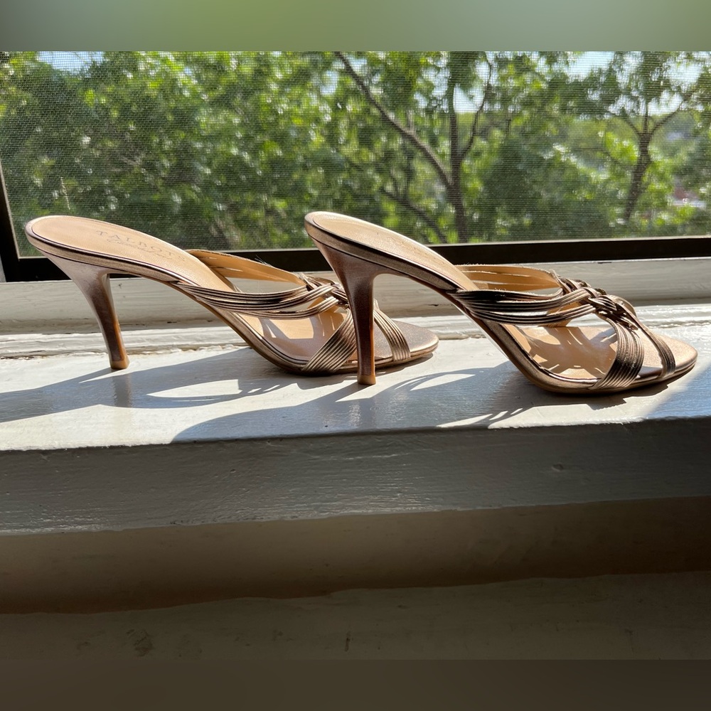 Talbots Gold Strappy Sandals